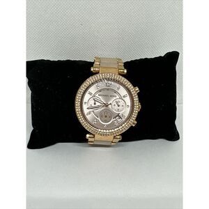 Michael Kors Parker MK5896 Women Rose Gold Analog Dial Quartz Wrist Watch NUL44